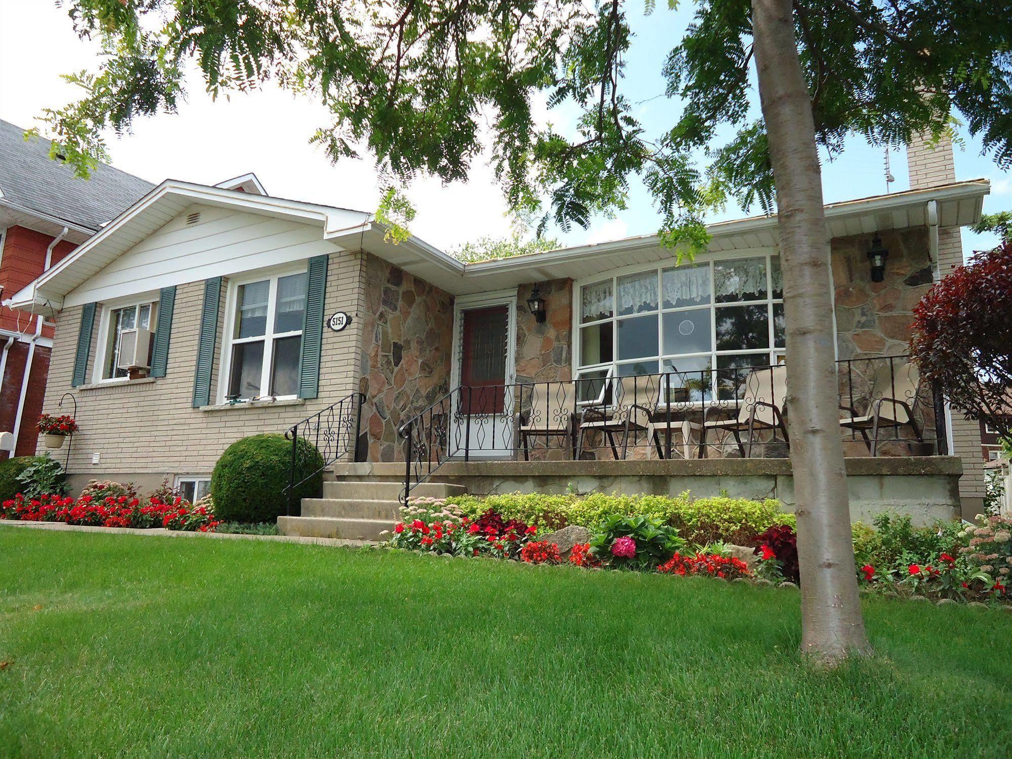 Trillium Bed & Breakfast Niagara Falls Exterior photo
